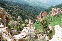 Скалы перевала Акшуран