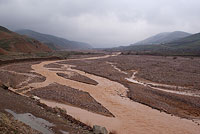 Река Аксаката во время весеннего разлива