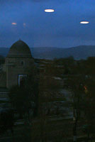 Ранним утром - вид на мавзолей Рухабад